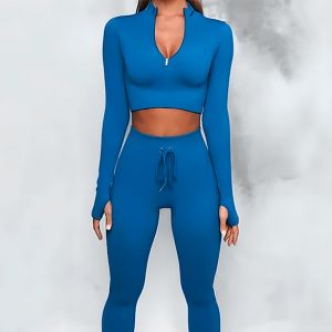 Conjunto deportivo mujer 2 piezas color azul con top manga larga y pantalón cómodo en Ecuador